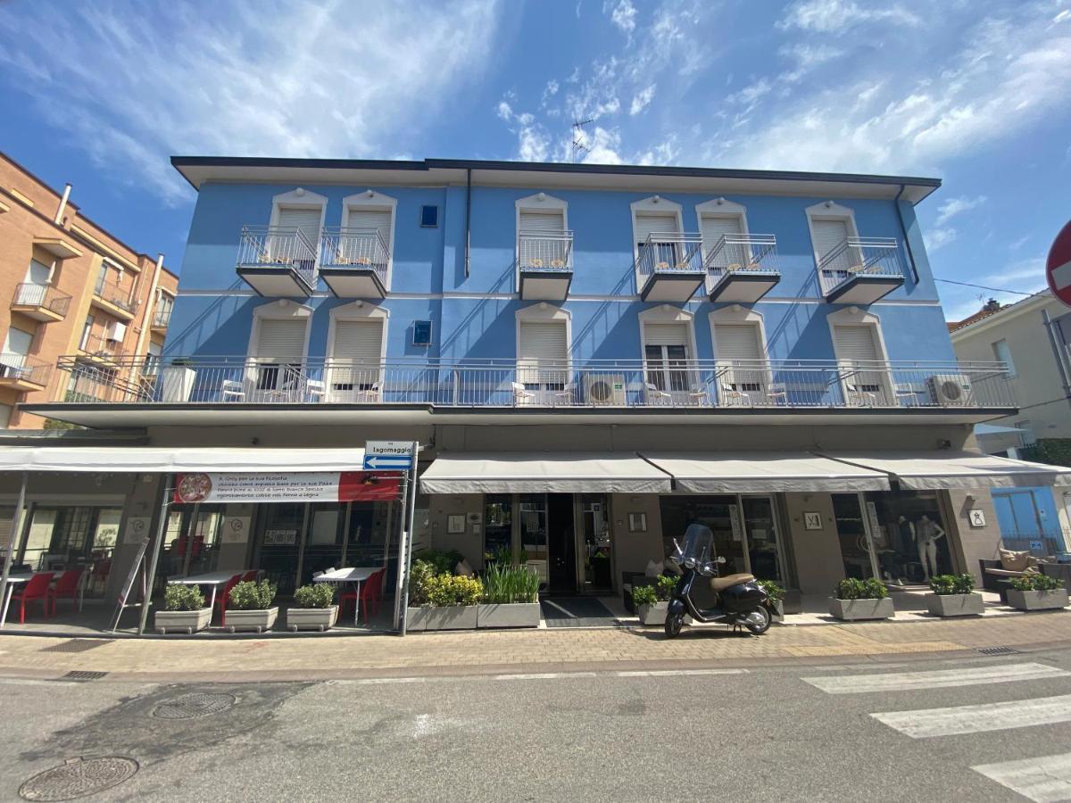 T Hotel 里米尼 外观 照片