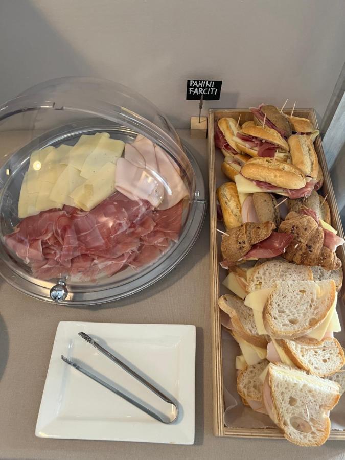 T Hotel 里米尼 外观 照片