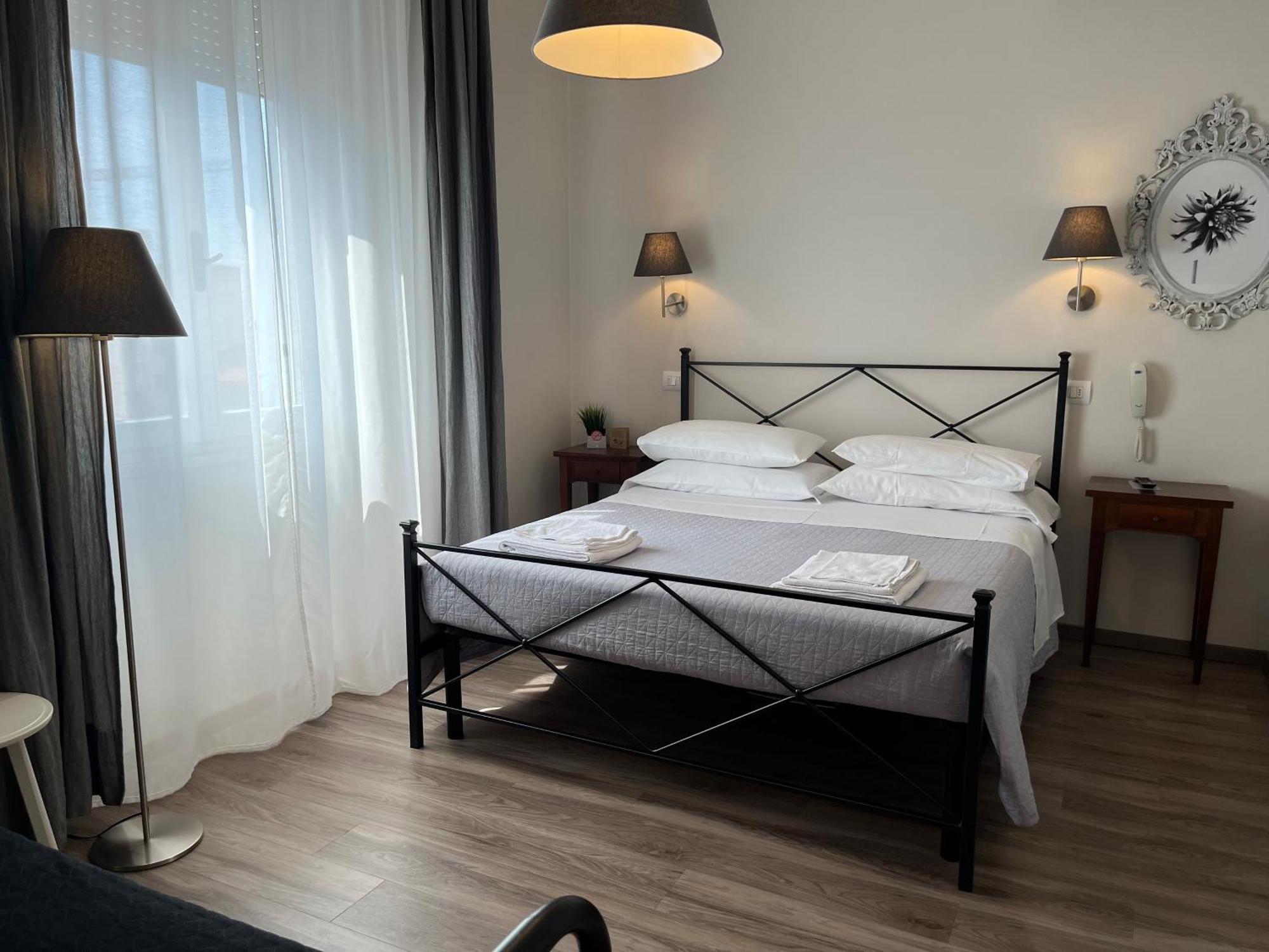 T Hotel 里米尼 外观 照片